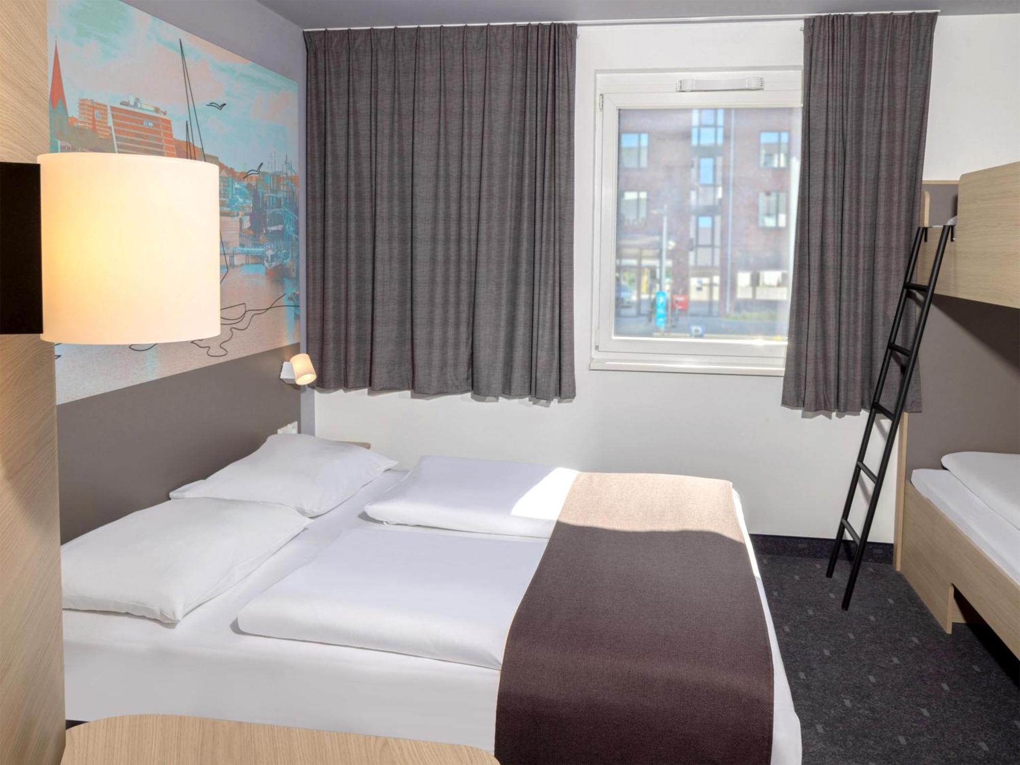 B&B Hotel Kiel-City ภายนอก รูปภาพ