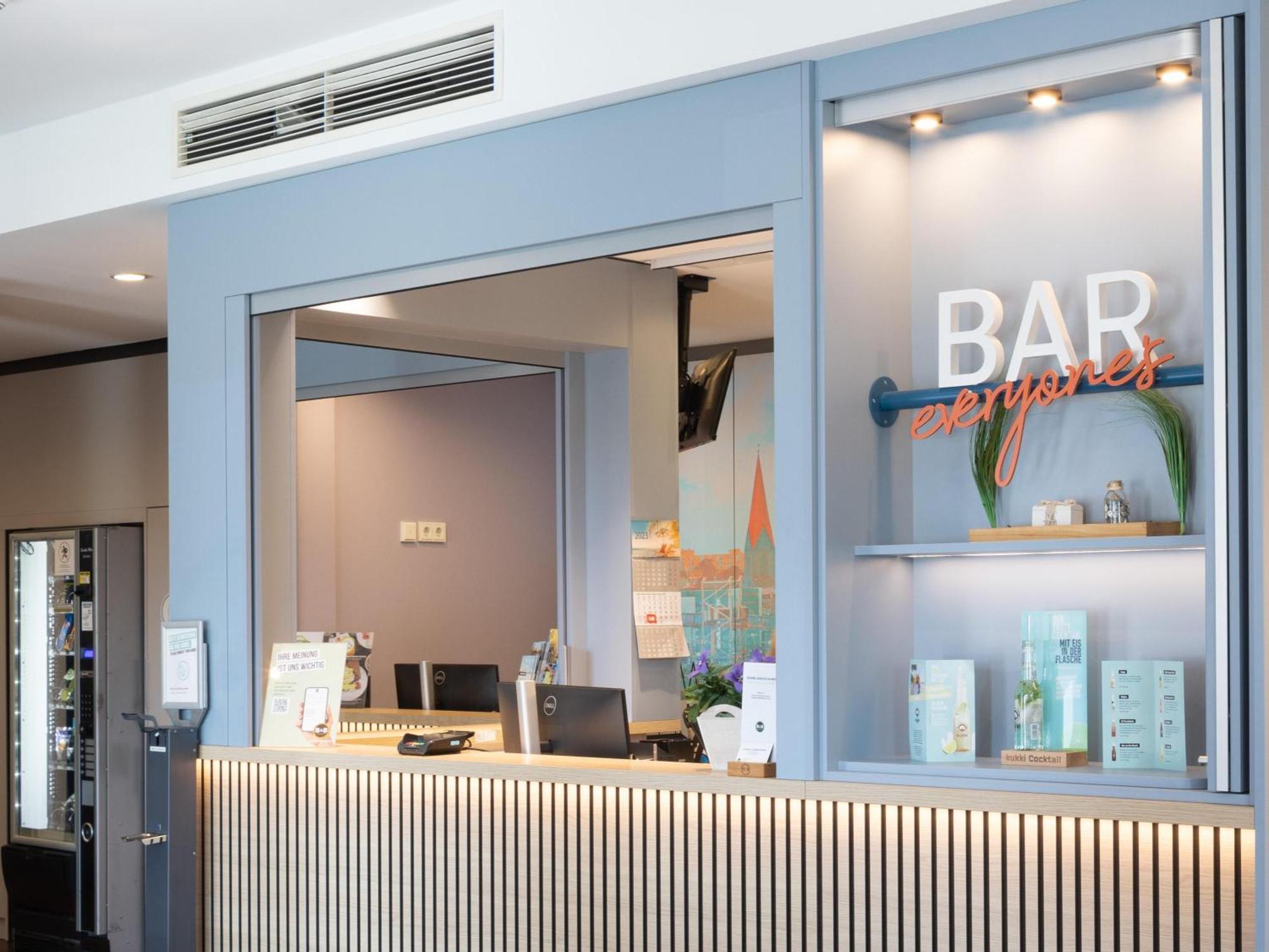 B&B Hotel Kiel-City ภายนอก รูปภาพ