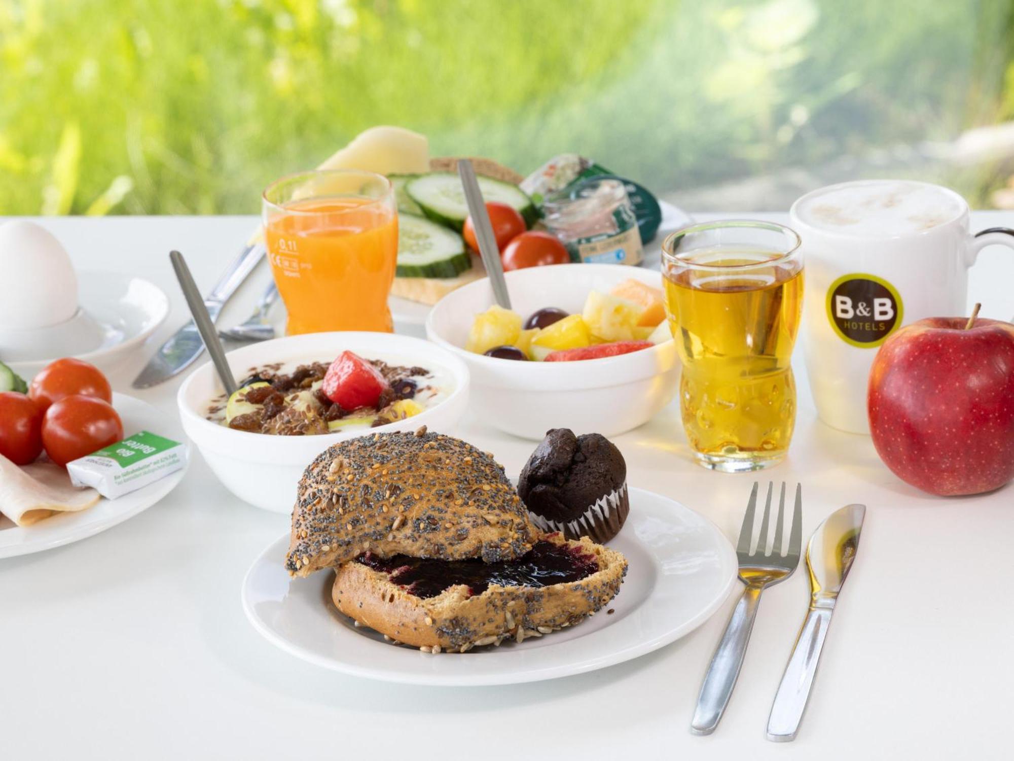 B&B Hotel Kiel-City ภายนอก รูปภาพ